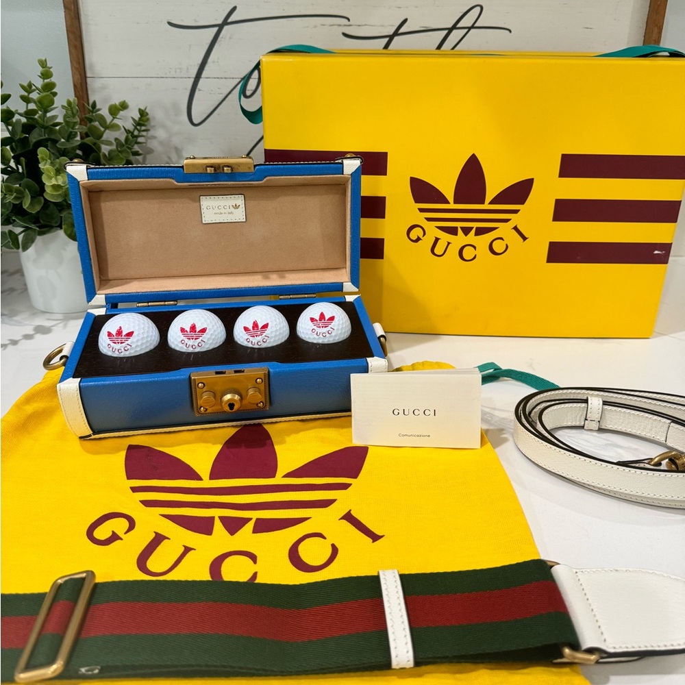 Authentic GUCCI x ADIDAS Collab Golf Ball Case Bag